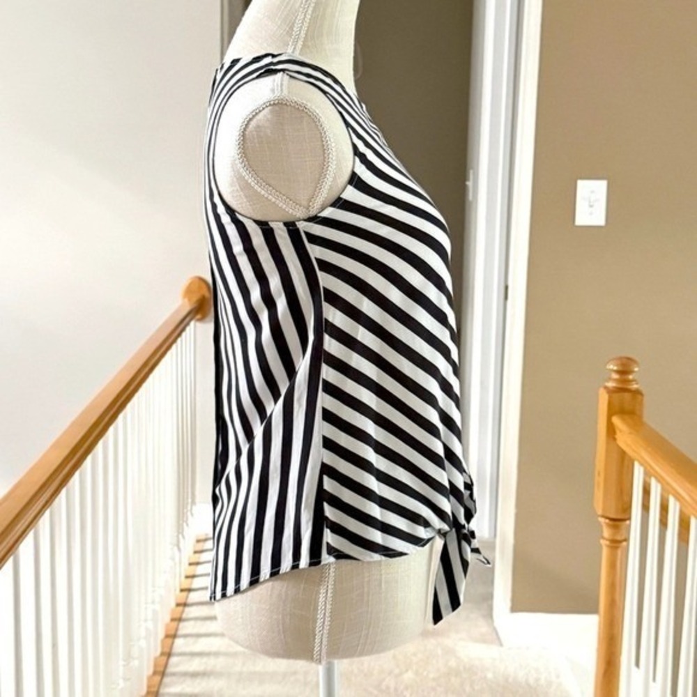 Loft Petites Black White Striped Tie Front Sleeveless Shell Top XXSP Button Back - Picture 5 of 10